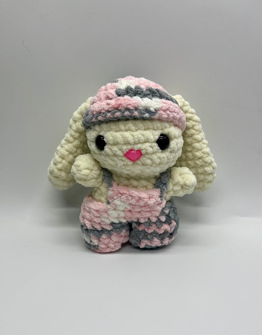 Lapin avec salopette